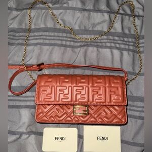 Fendi Coral Quilted Leather Crossbody Bag with Gold Chain